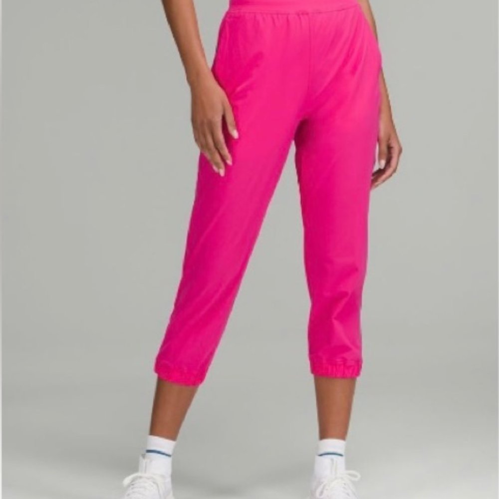 💎🪩🩷 Sonic Pink - Like New- Adapted State Jogger Crop High Rise LuLuLemon